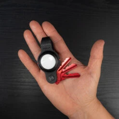 KeySmart Air Compact 2-in-1 AirTag And Key Holder -Peuget Knives Shop KeySmartAir Blk AirKeys Red Lifesltyle Inhand Open 2000x2000 2000x 0f10aed9 066b 406c afd4 2794d3bac8dc