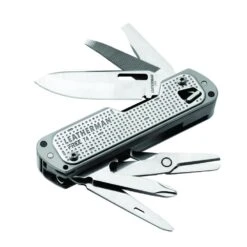 Leatherman FREE T4 Multi-Tool 7 Leatherman FREE T4 Multi-Tool -Peuget Knives Shop LT832684 Leatherman FREE T4 Side View