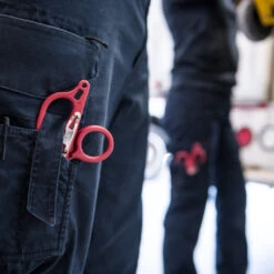 Leatherman Raptor Response Multipurpose Shears -Peuget Knives Shop Raptor Response EMT Carrying Open