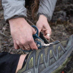 Leatherman Raptor Response Multipurpose Shears -Peuget Knives Shop Raptor Response Wilderness Cutting Hiking Boot Blue