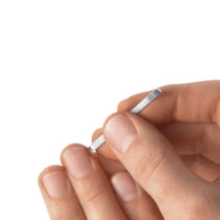 Victorinox Bantam Swiss Army Knife -Peuget Knives Shop SA02503 Recruit Tweezers in Use 39bef330 d161 4097 b529 ad51b1c190b0