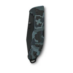 Victorinox Evoke BSH Alox Lockblade Swiss Army Knife With Clip -Peuget Knives Shop SA09425DS222 Victorinox Evoke Navy Camo Black Closed Front