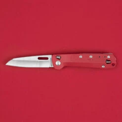 Leatherman FREE K2 Multipurpose Knife, Crimson -Peuget Knives Shop free k2 crimsonLT832889 Leatherman Free K2 Crimson on Crimson