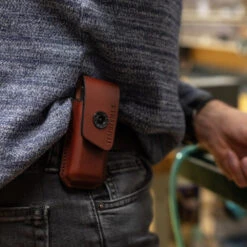 Leatherman Ainsworth Leather Belt Sheath, Large -Peuget Knives Shop lt834936 onbelt x1000 c0faec32 9847 4504 9c70 0a483b281756