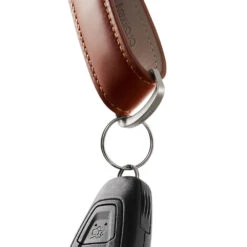 Orbitkey 2.0 Leather Keychain -Peuget Knives Shop okleather dring x1000 d4f0bb71 e5a0 4600 82c3 576a3b80c991