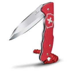 Victorinox Hunter Pro Red Alox Swiss Army Knife With Clip And Lanyard -Peuget Knives Shop sa941520 beautyshot x1000 ee2567fe 5fe7 4963 9ce1 163883157ed2
