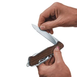 Victorinox Walnut Wine Master With Leather Pouch 11 Victorinox Walnut Wine Master With Leather Pouch -Peuget Knives Shop sa970163 bladex1000